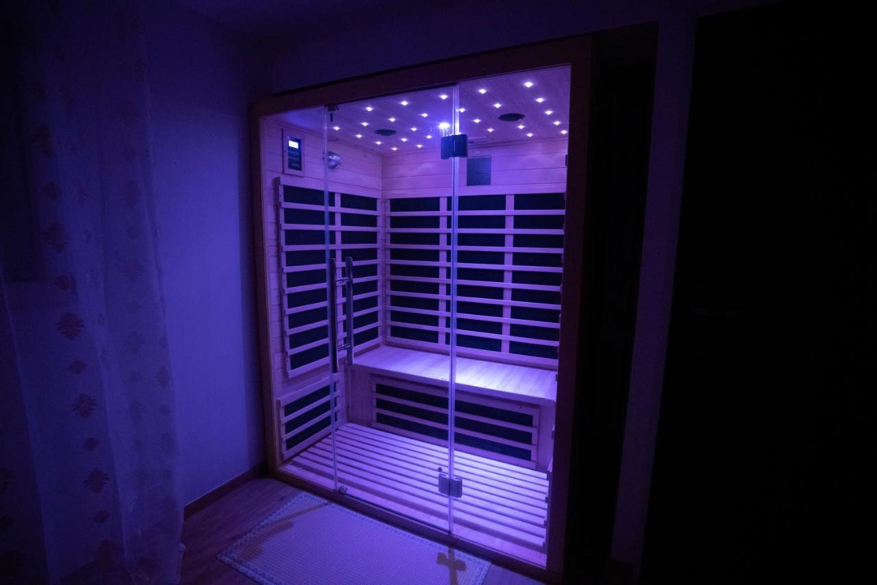 Sinalospa - Culiacan - Appartement Jardin Jacuzzi Sauna A 5 Minutes De Nancy Place Stanislas Champigneulles エクステリア 写真